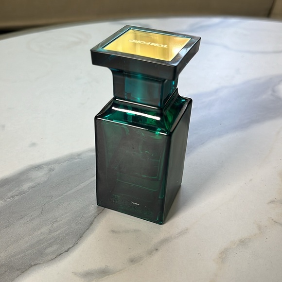 TOM FORD Neroli Portofino Forte 50 m l 1.7 - Picture 4 of 8